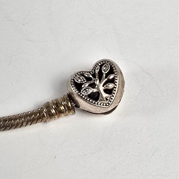 Pandora Sterling Silver Family Tree Heart Clasp Snake Bracelet - Picture 4 of 5